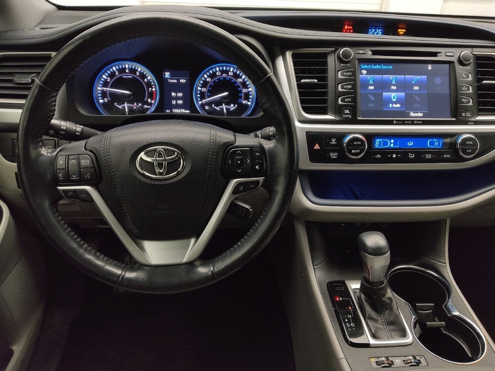 2018 Toyota Highlander in Mobile, AL 36606 - 18097002 22