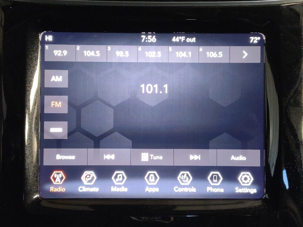 2019 Jeep Cherokee in Corpus Christi, TX 78412 - 18097011 25