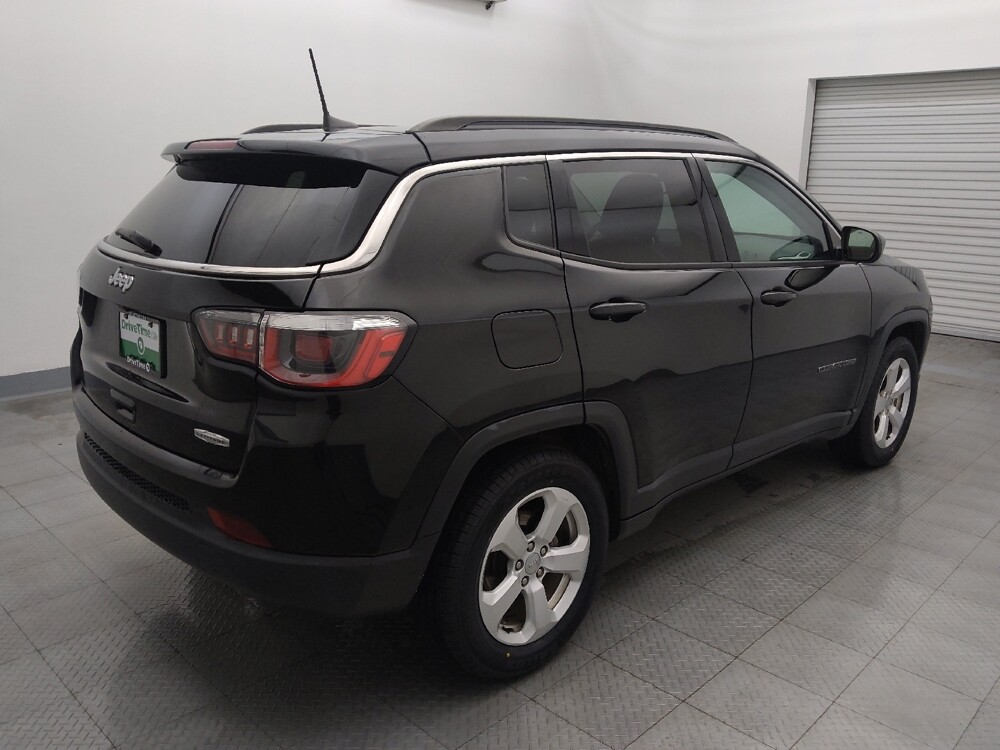 2019 Jeep Compass in Corpus Christi, TX 78412 - 18097012 9