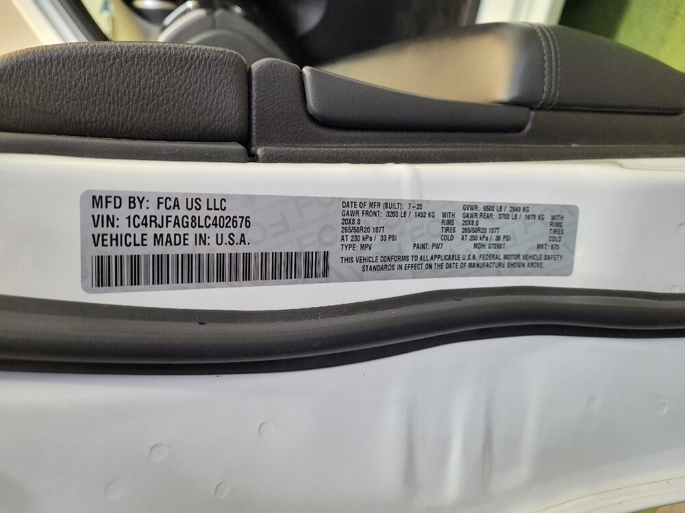 2020 Jeep Grand Cherokee in Toledo, OH 43617 - 18097015 33