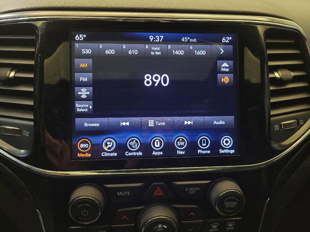 2020 Jeep Grand Cherokee in Toledo, OH 43617 - 18097015 25