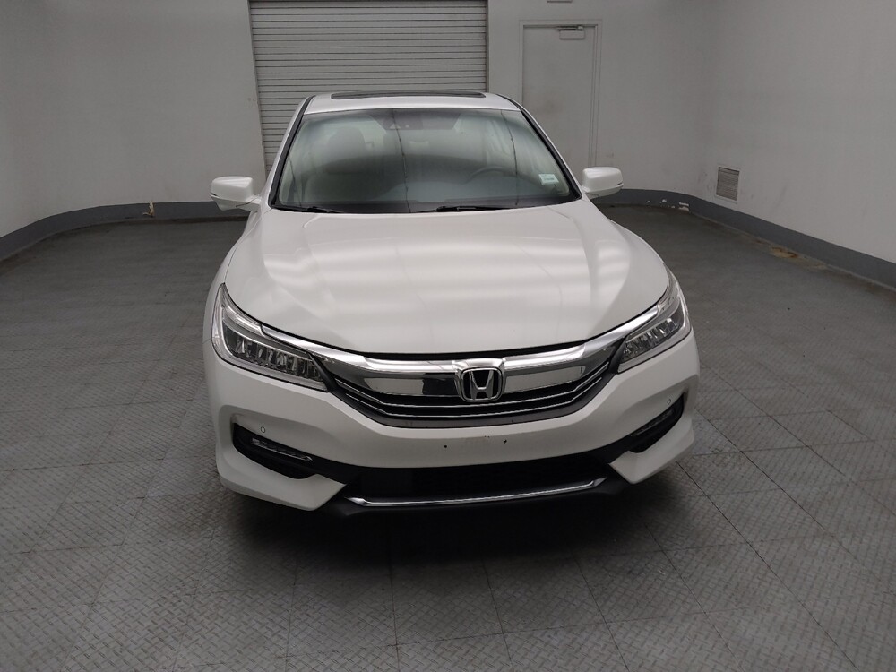 2017 Honda Accord in Lombard, IL 60148 - 18097020 14
