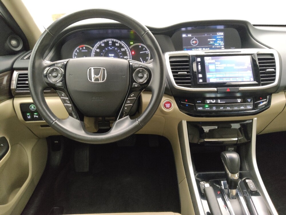 2017 Honda Accord in Lombard, IL 60148 - 18097020 22