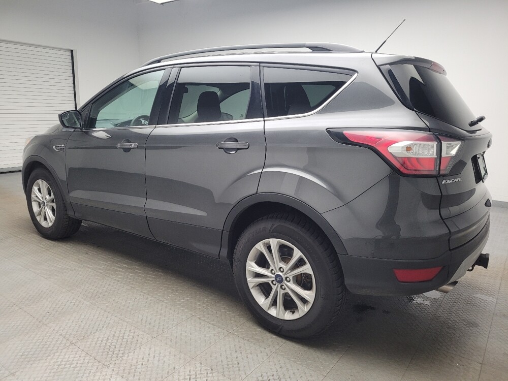 2018 Ford Escape in Grand Rapids, MI 49508 - 18097021 3