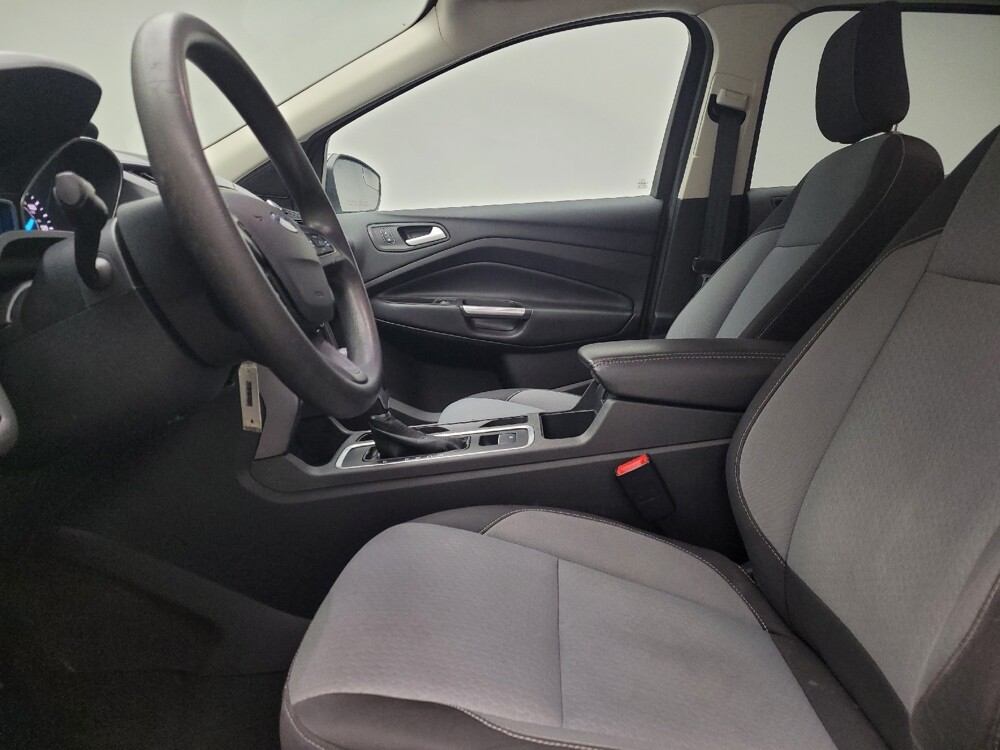 2018 Ford Escape in Grand Rapids, MI 49508 - 18097021 17