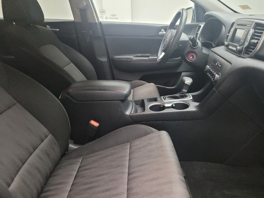 2017 Kia Sportage in Eastpointe, MI 48021 - 18097022 21