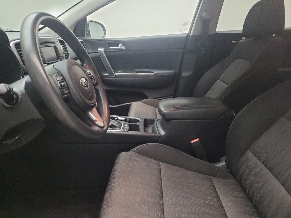 2017 Kia Sportage in Eastpointe, MI 48021 - 18097022 17