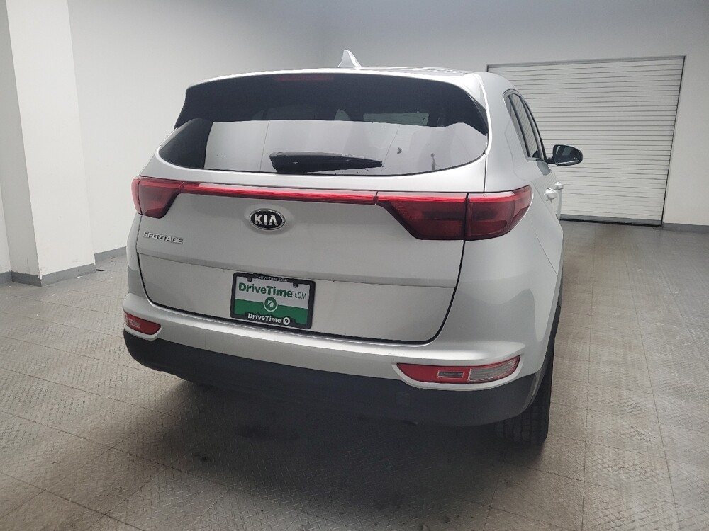 2017 Kia Sportage in Eastpointe, MI 48021 - 18097022 7