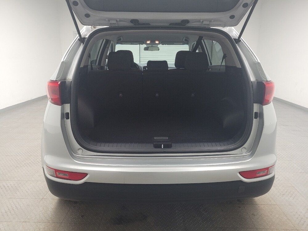 2017 Kia Sportage in Eastpointe, MI 48021 - 18097022 29