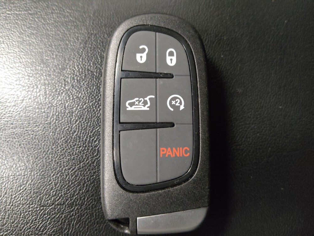 2020 Jeep Cherokee in Corpus Christi, TX 78412 - 18097026 32