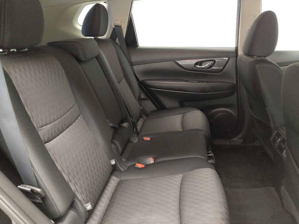 2017 Nissan Rogue in Ft Wayne, IN 46805 - 18097028 19