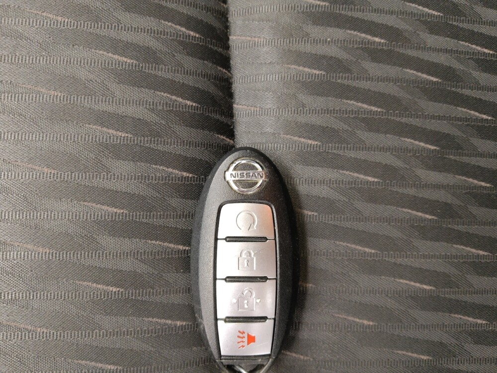 2017 Nissan Rogue in Ft Wayne, IN 46805 - 18097028 32