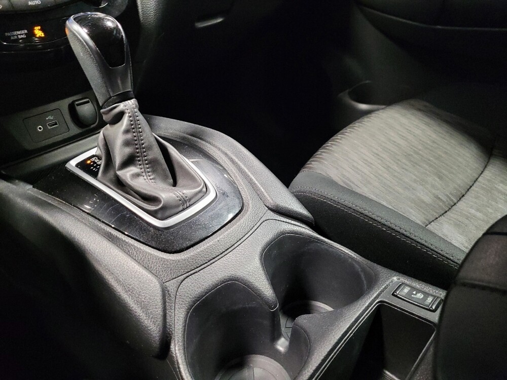 2019 Nissan Rogue in Phoenix, AZ 85015 - 18097029 26