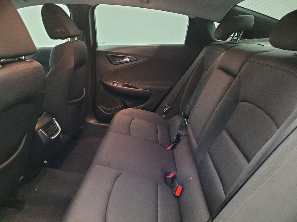 2019 Chevrolet Malibu in Chandler, AZ 85225 - 18097030 18