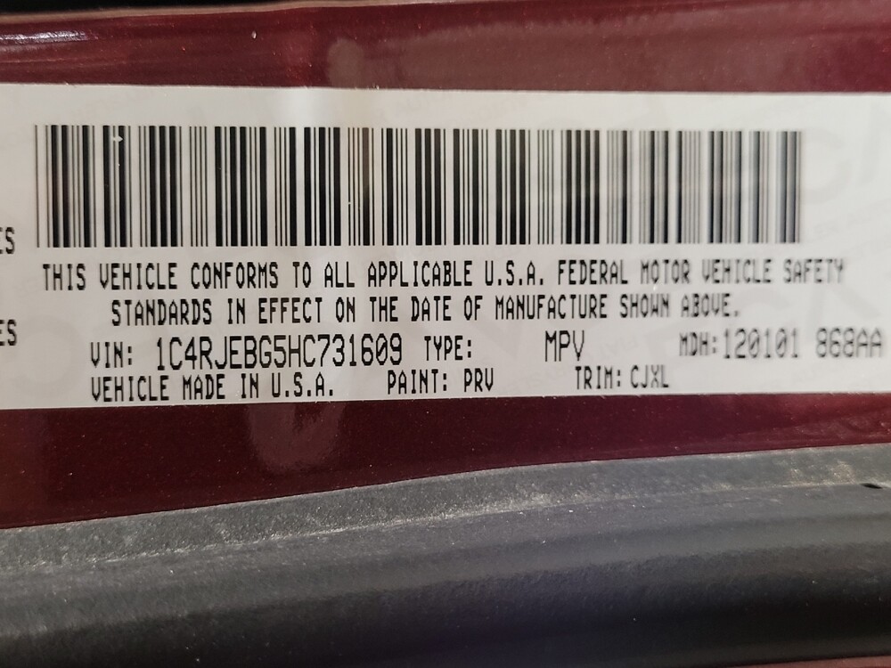 2017 Jeep Grand Cherokee in Phoenix, AZ 85015 - 18097031 33