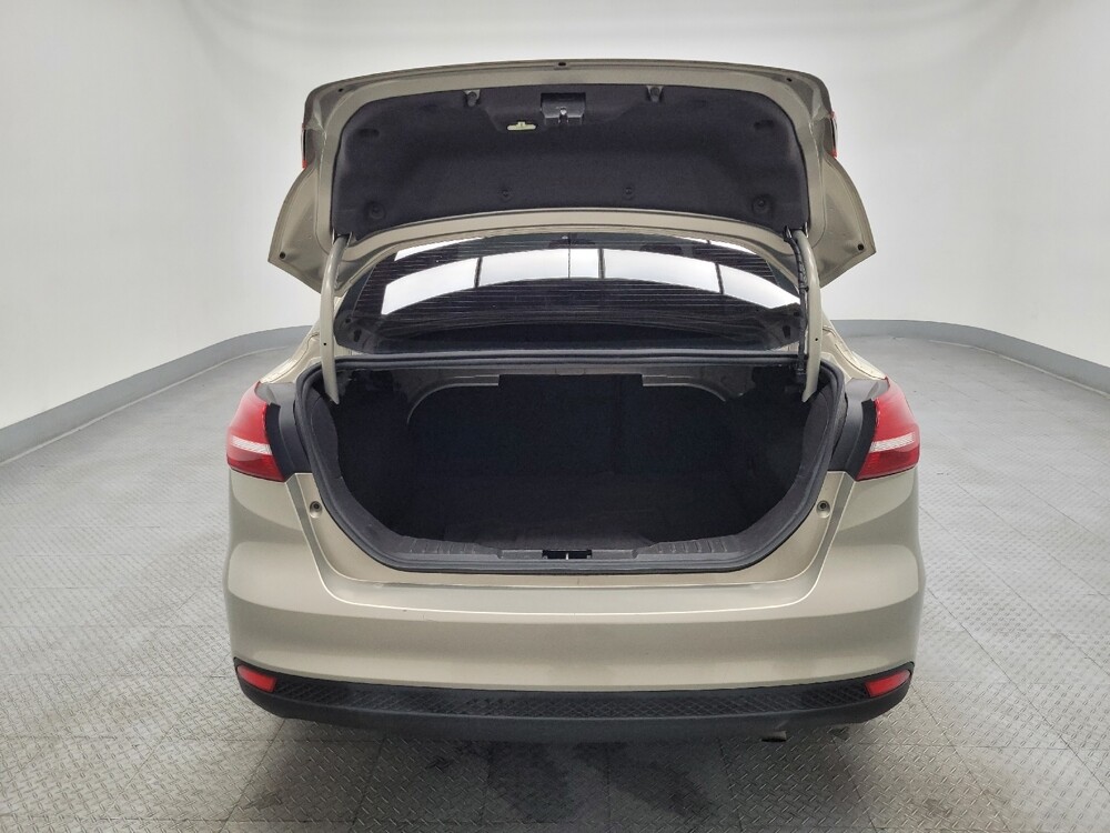 2016 Ford Focus in Las Vegas, NV 89104 - 18097035 29