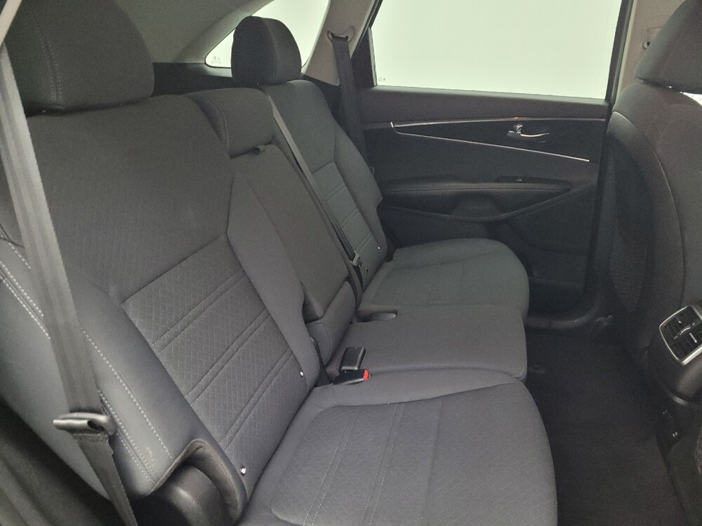 2019 Kia Sorento in Conway, SC 29526 - 18097044 19