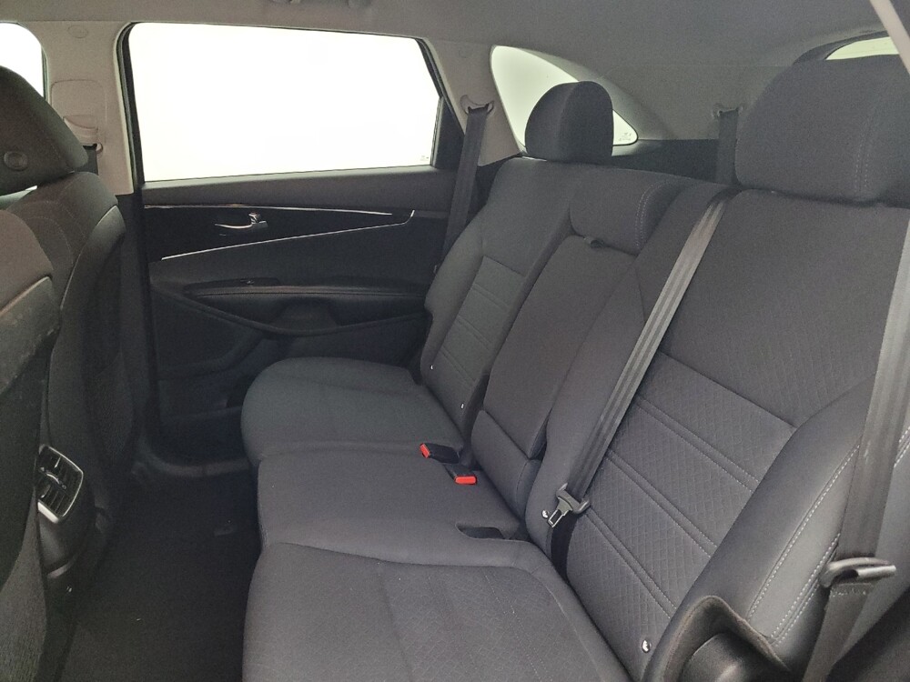 2019 Kia Sorento in Conway, SC 29526 - 18097044 18