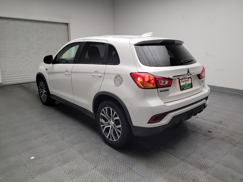 2018 Mitsubishi Outlander Sport in Bakersfield, CA 93309 - 18097047 5