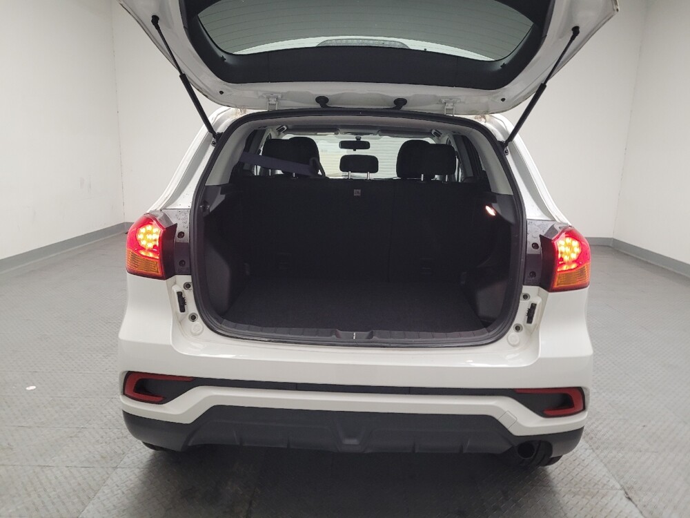 2018 Mitsubishi Outlander Sport in Bakersfield, CA 93309 - 18097047 29