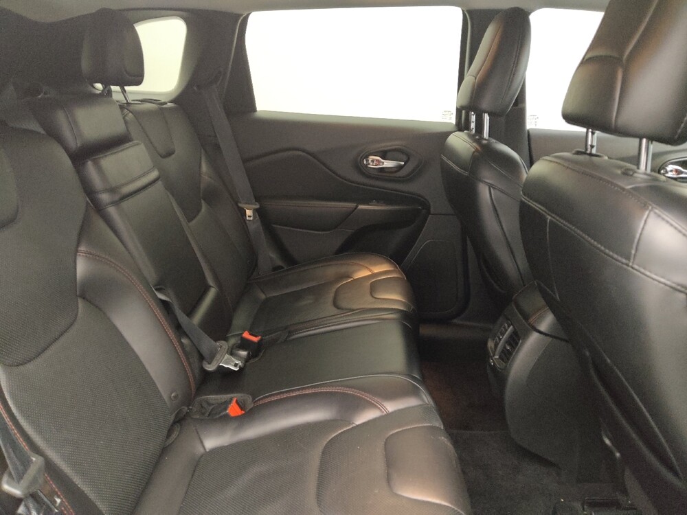 2019 Jeep Cherokee in Albuquerque, NM 87113 - 18097049 19