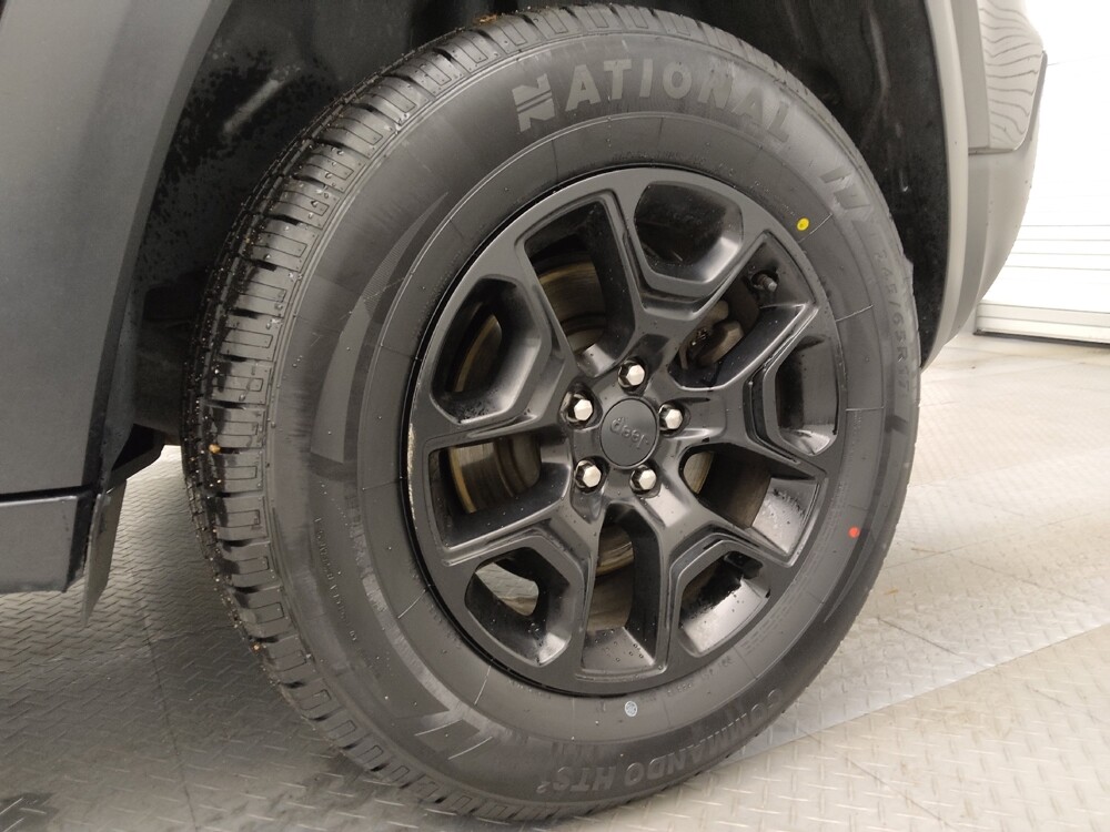 2019 Jeep Cherokee in Albuquerque, NM 87113 - 18097049 31