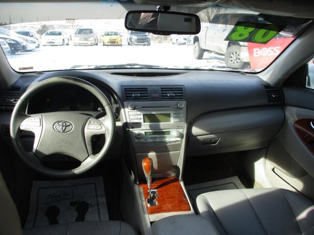 2008 Toyota Camry in Oak Grove, MO 64075 - 18097054 9