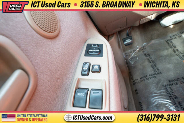 2000 Toyota Tundra in Wichita, KS 67216 - 18097064 9