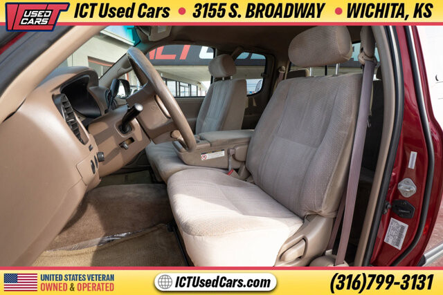 2000 Toyota Tundra in Wichita, KS 67216 - 18097064 8
