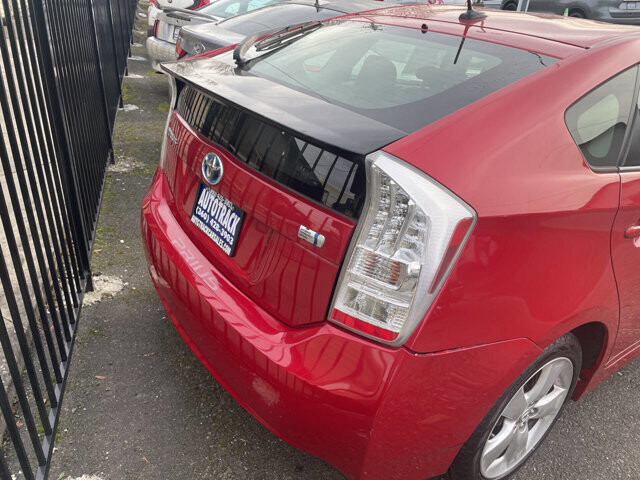 2011 Toyota Prius in Mount Vernon, WA 98273 - 18097070 3