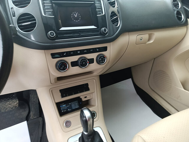 2016 Volkswagen Tiguan in DuBois, PA 15801 - 18097083 4