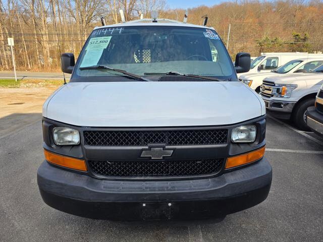2011 Chevrolet Express 2500 in Blauvelt, NY 10913 - 18097084 3