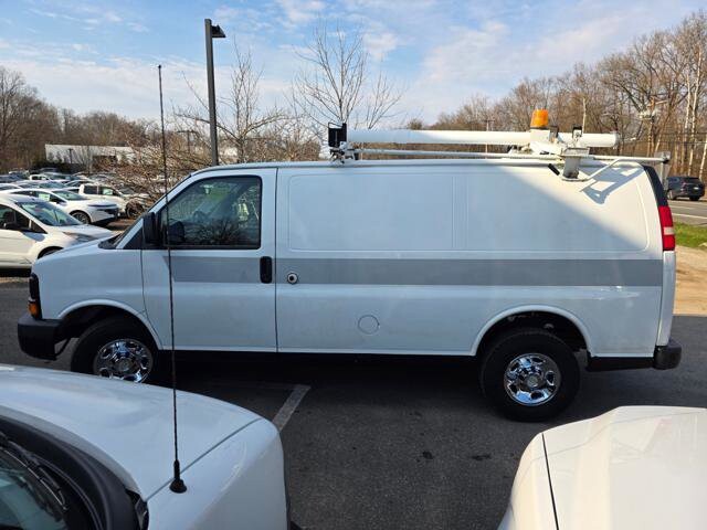 2011 Chevrolet Express 2500 in Blauvelt, NY 10913 - 18097084 5