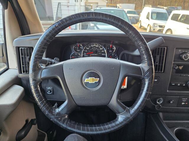 2011 Chevrolet Express 2500 in Blauvelt, NY 10913 - 18097084 13