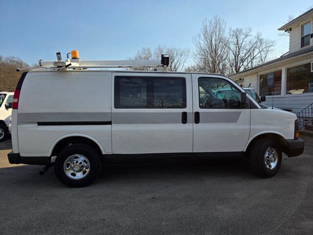 2011 Chevrolet Express 2500 in Blauvelt, NY 10913 - 18097084 9