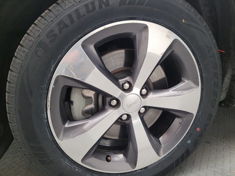 2019 Jeep Cherokee in Sacramento, CA 95821 - 18097093 31