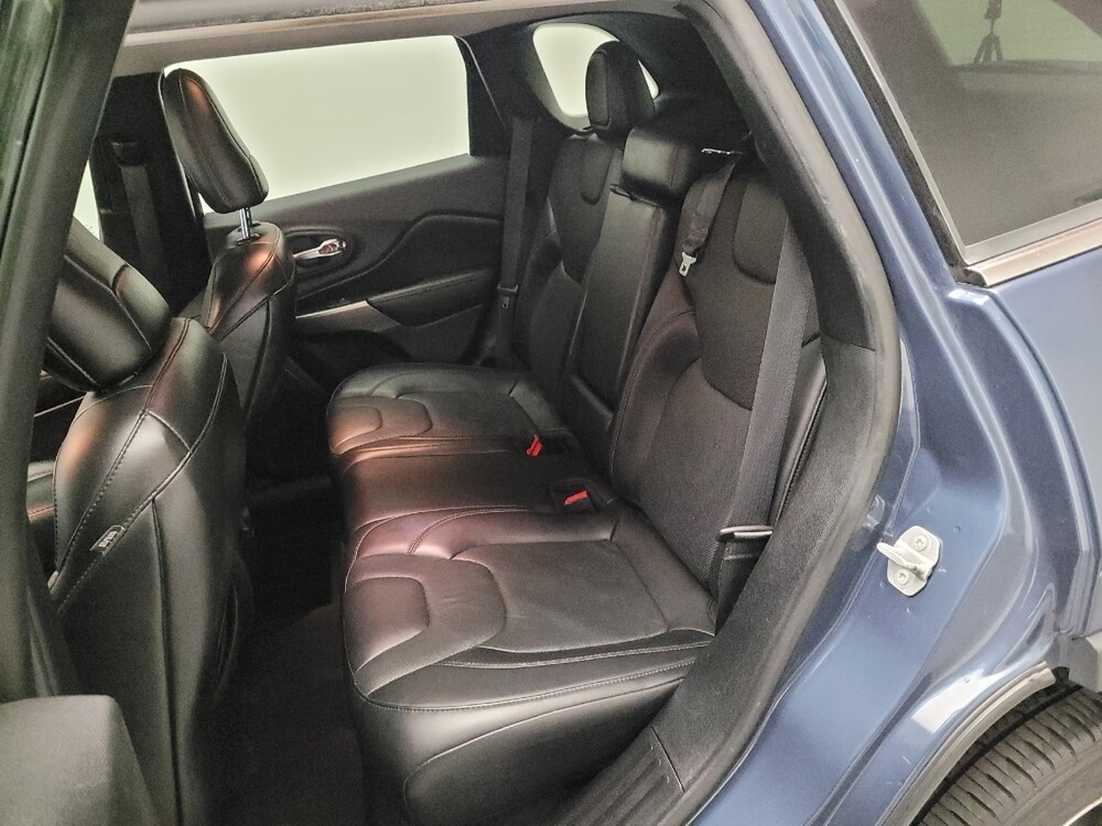 2019 Jeep Cherokee in Sacramento, CA 95821 - 18097093 18