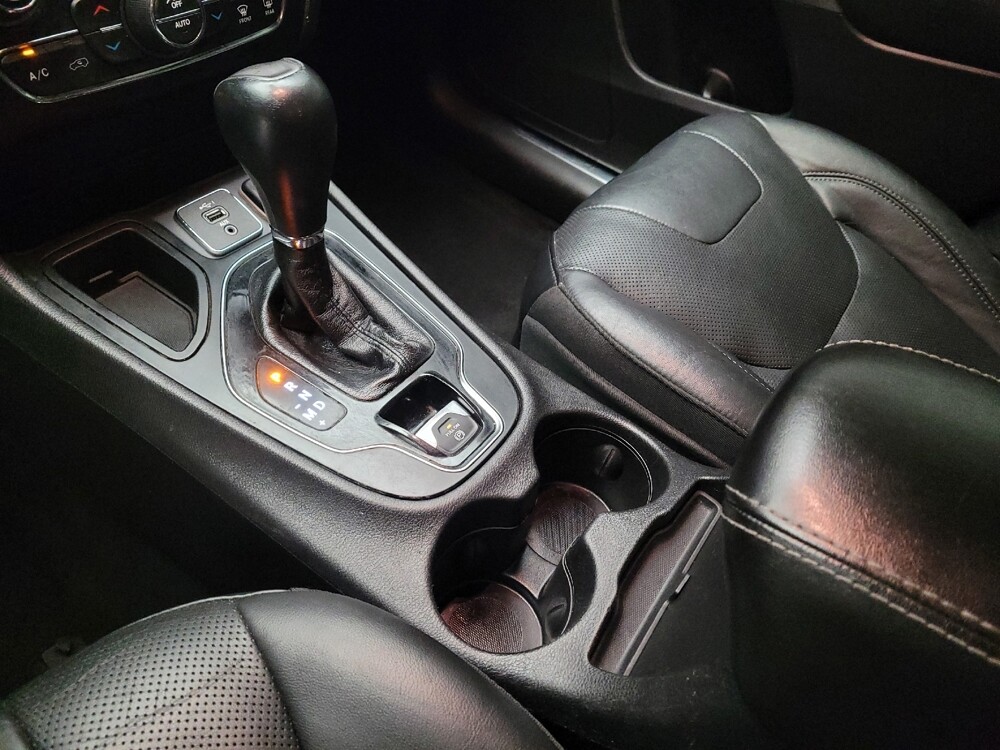 2019 Jeep Cherokee in Sacramento, CA 95821 - 18097093 26