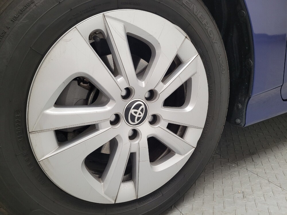 2018 Toyota Prius in Downey, CA 90241 - 18097096 31