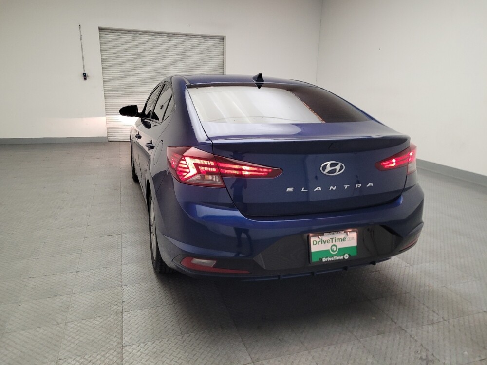 2020 Hyundai Elantra in Bakersfield, CA 93309 - 18097102 6