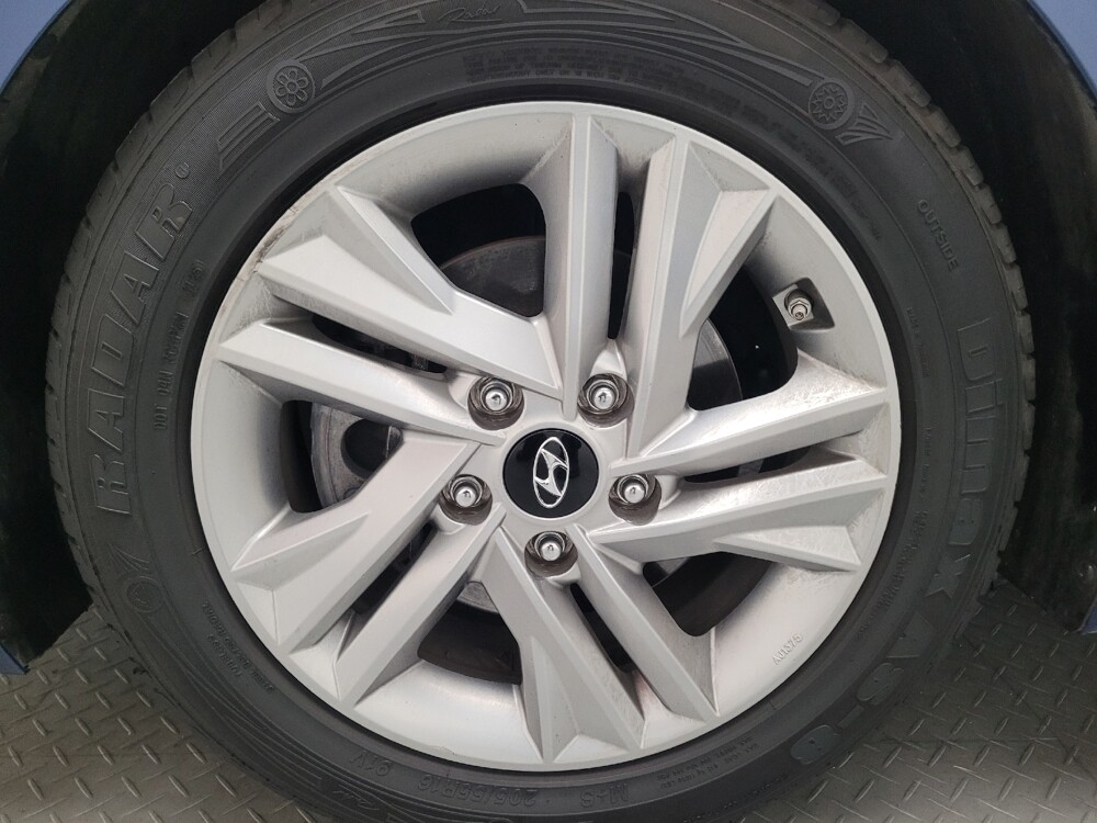 2020 Hyundai Elantra in Bakersfield, CA 93309 - 18097102 31