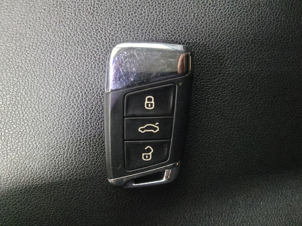 2021 Volkswagen Atlas in Athens, GA 30606 - 18097109 32