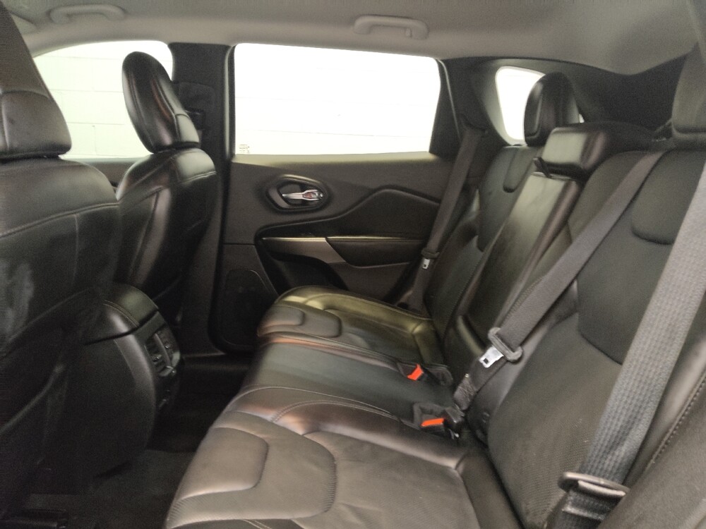 2019 Jeep Cherokee in Fairfield, OH 45014 - 18097112 18