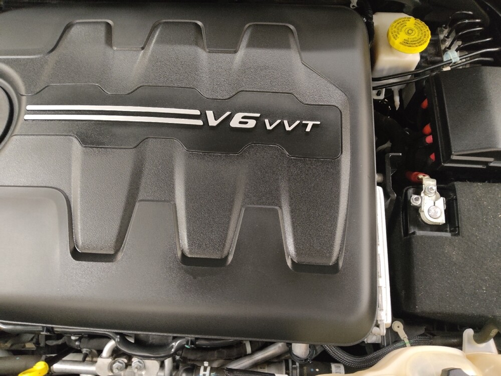 2019 Jeep Cherokee in Fairfield, OH 45014 - 18097112 30