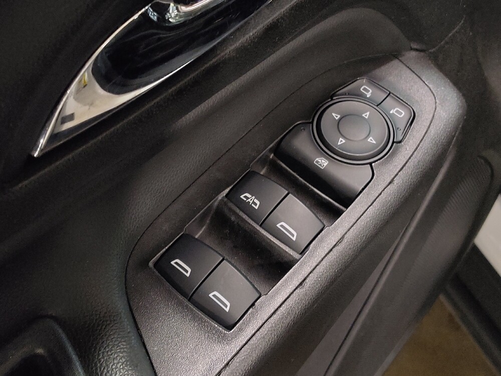 2018 Chevrolet Equinox in Oklahoma City, OK 73139 - 18097113 27