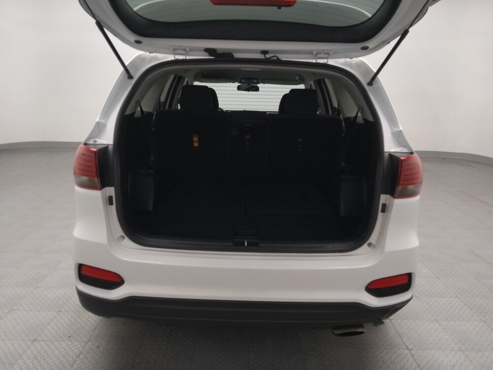2020 Kia Sorento in Oklahoma City, OK 73139 - 18097115 29