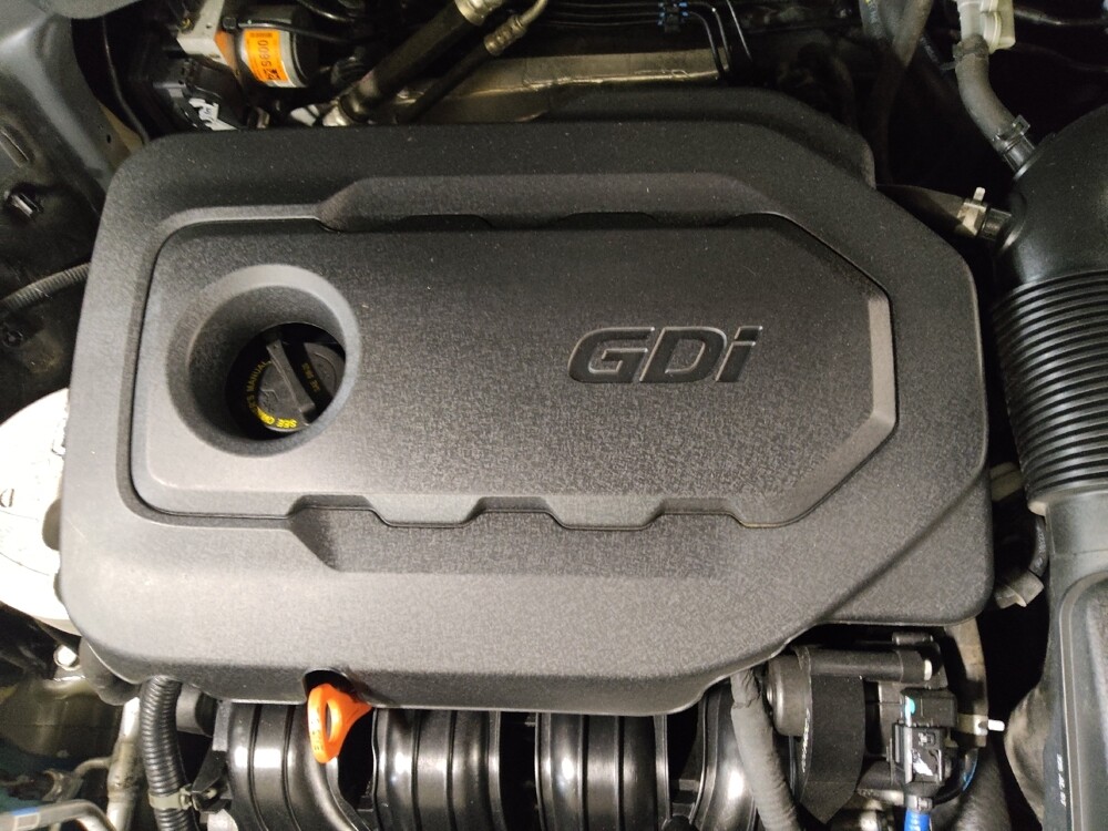 2019 Hyundai Santa Fe in Oklahoma City, OK 73139 - 18097116 30