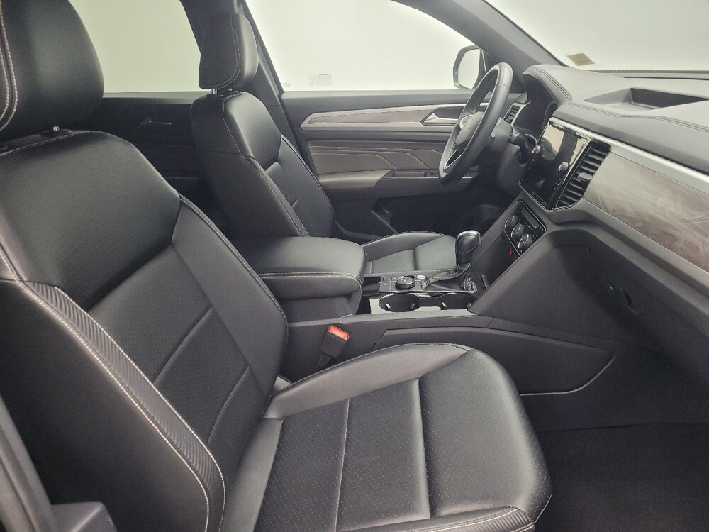 2022 Volkswagen Atlas in Highland, IN 46322 - 18097118 21