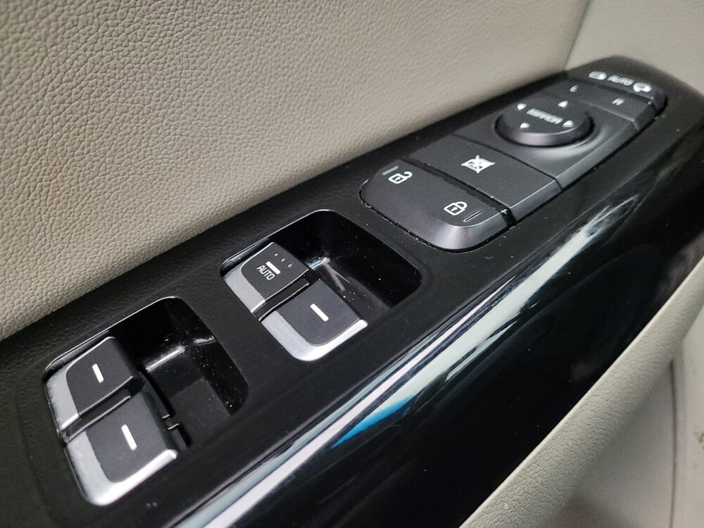 2020 Kia Sportage in Glendale, AZ 85301 - 18097122 27