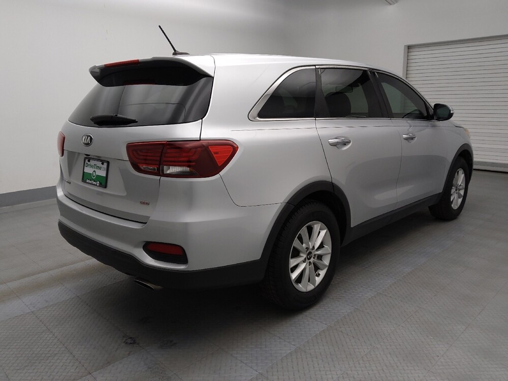 2019 Kia Sorento in Lakewood, CO 80215 - 18097132 9